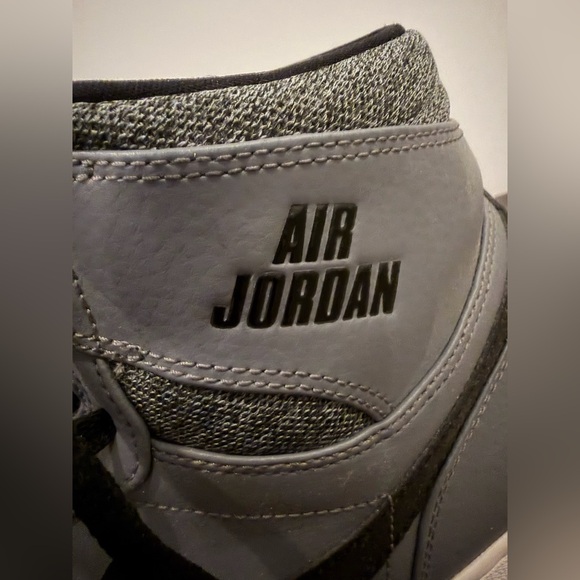 Air Jordan Men's 1 Retro Hugh Top Black and Gray Sneakers - Picture 3 of 16